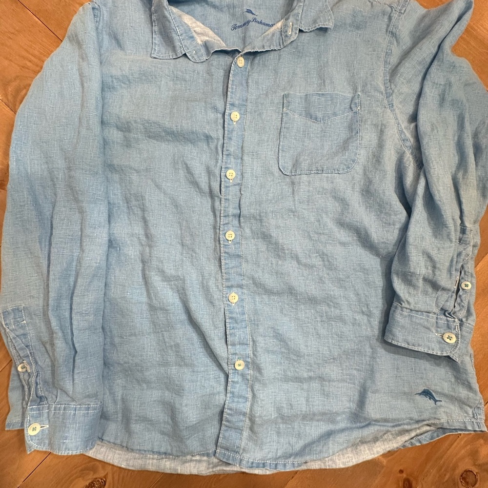 Tommy Bahama Sky Blue Linen Shirt small stain see pics